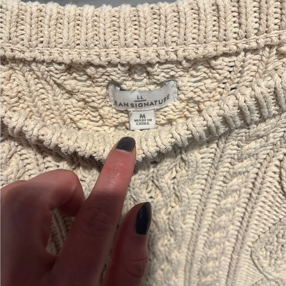 LL Bean Classic Cotton Fisherman Sweater w/ Zip detail - Picture 4 of 5